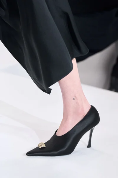 Look 97